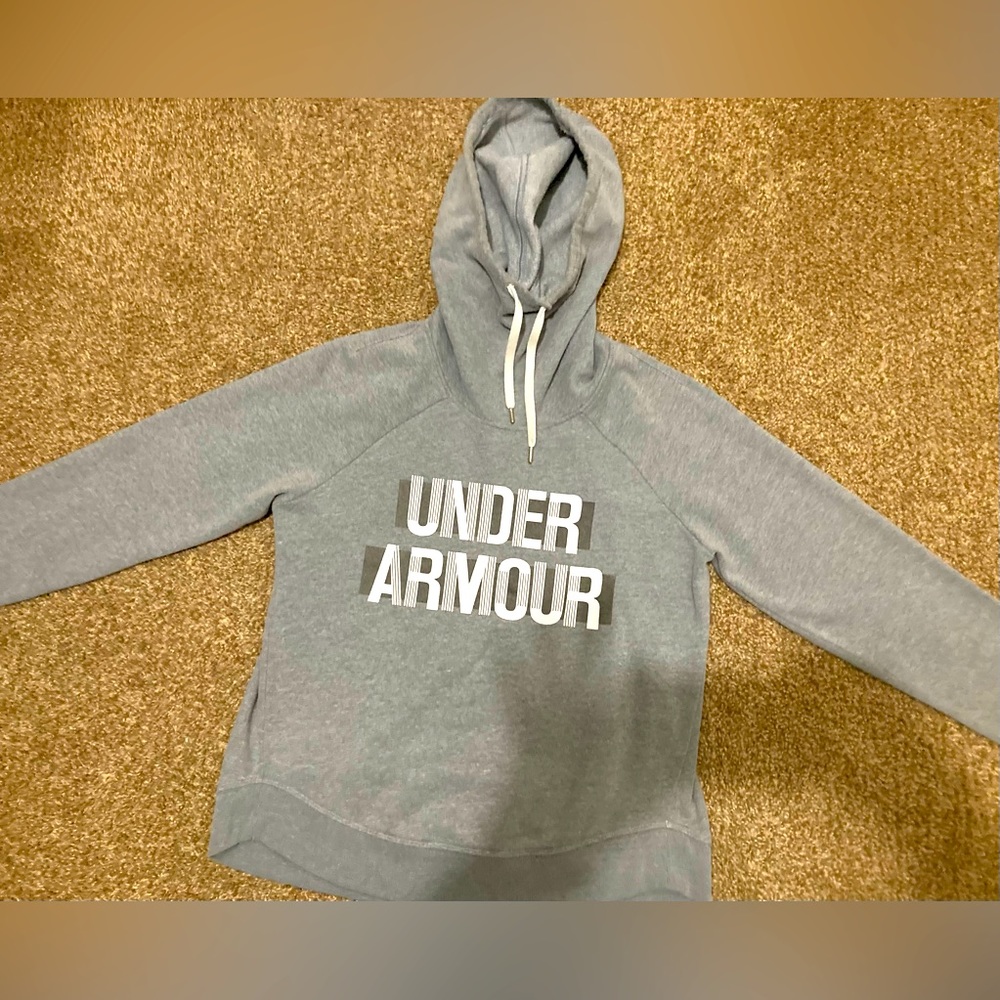 Ladies gray Under Armour hoodie, size Small